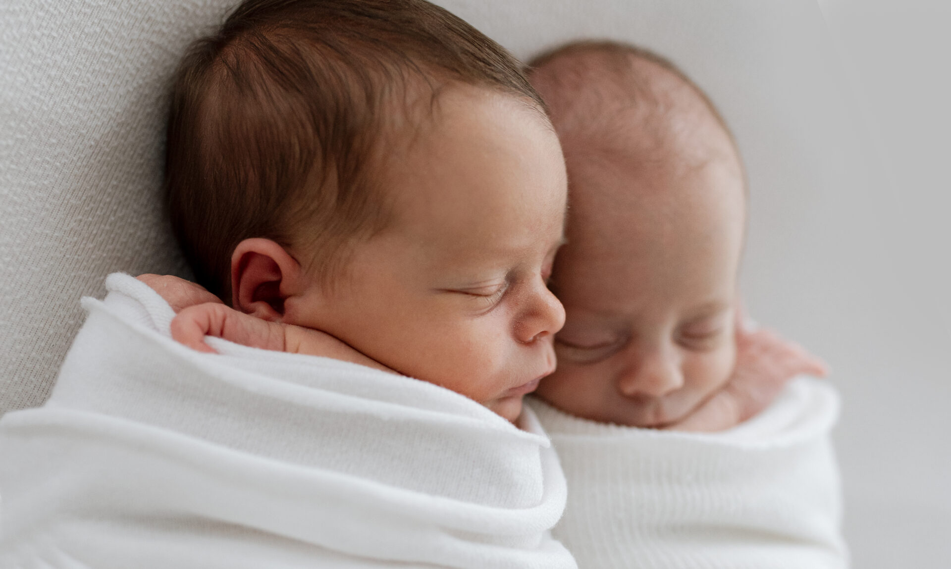 Baby Fotoshooting Zwillinge in Dresden Radebeul Freital Pirna